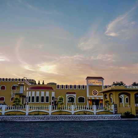 Ratna Mahal Dhāmnod Exterior photo